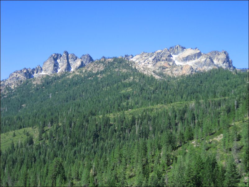 2006-07-22 Buttes (18) View from Road